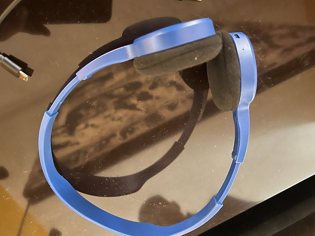 Cuffie: Casque bluetooth – Usato da Neuchâtel venduto da alexandrigor 2