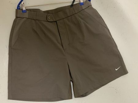 Nike Shorts khaki Grösse XL guter Zustand