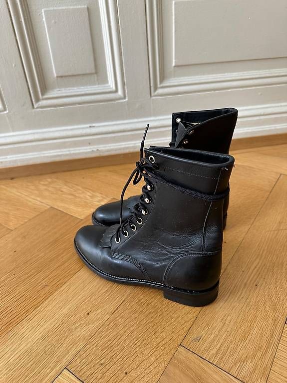 Damenschuhe: Schnürstiefel Leder, 36 – Gebraucht aus Basel von Batu 2