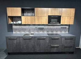 Moderne Büroküche inkl. Geräte | Neupreis CHF 18'000