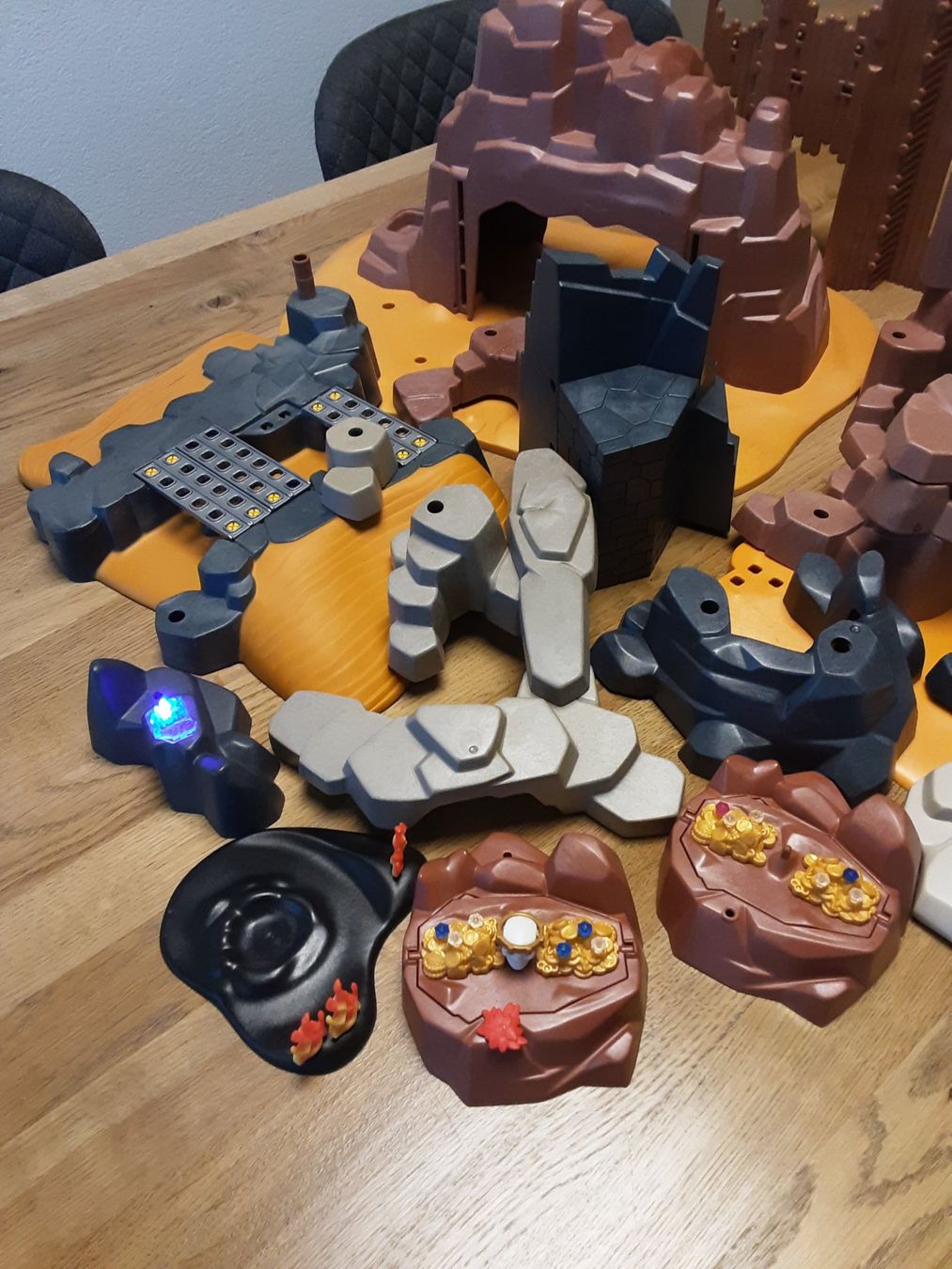 Playmobil Giocattoli: Playmobil diverse Felsen – Usato da Unterägeri venduto da KRD7 2