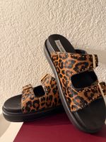Steve Madden Sandalen Leo Print mit Nieten Gr. 39 Sommerlich