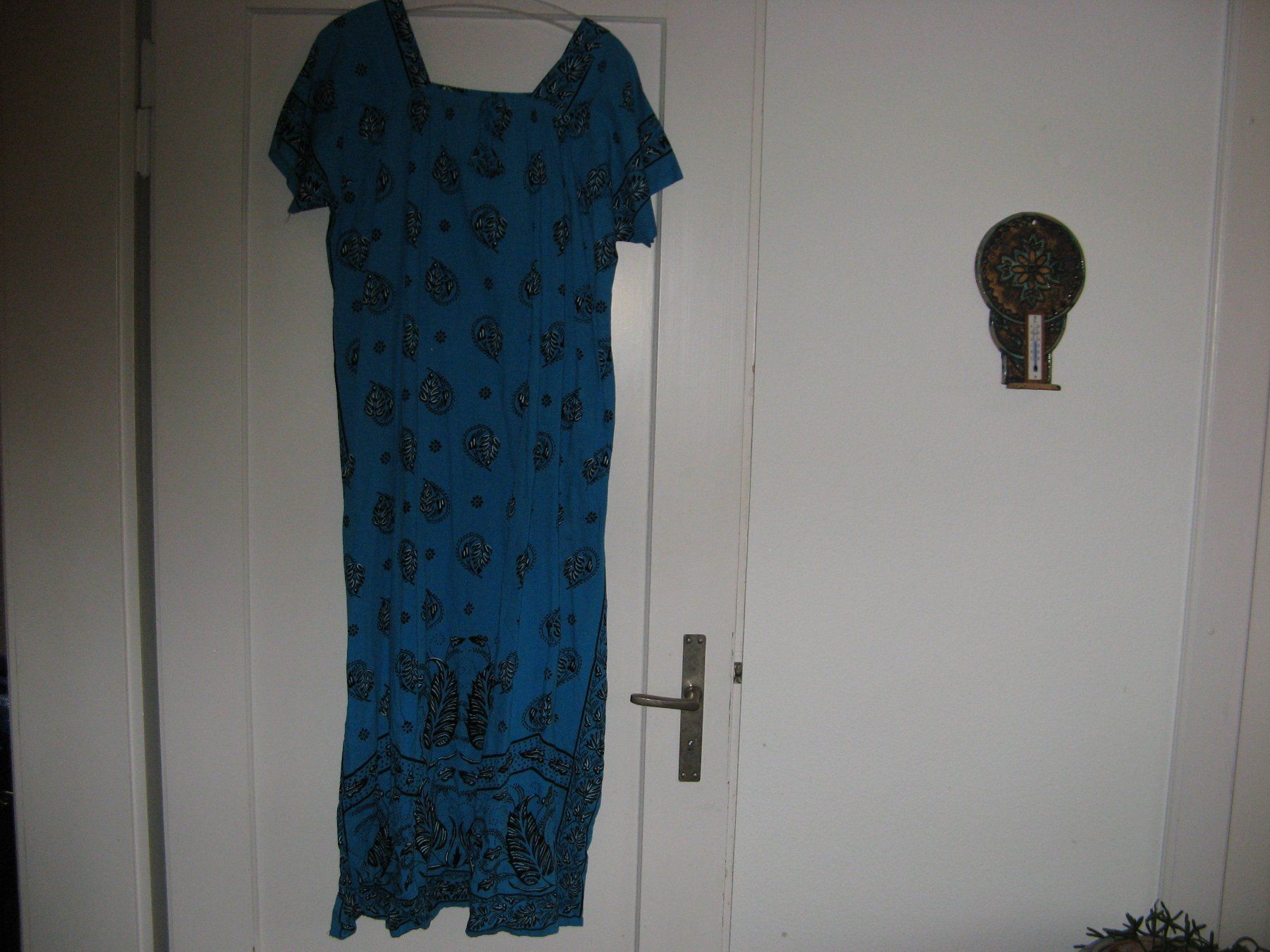 Vestiti: Hauskleid Gr. 42/44 oder L – Nuovo (secondo la descrizione) da Zürich venduto da apil