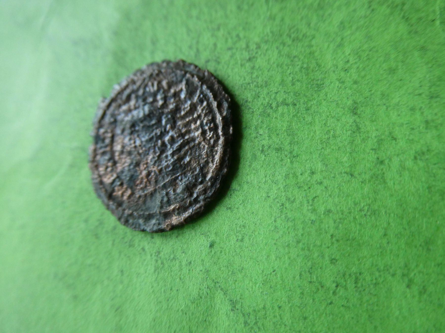 Tutti le monete: uralte Bronzemünze 20 mm     1.55 g – Usato da Hinterforst venduto da Rohusri 3