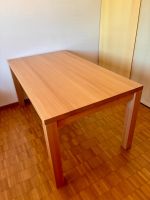 Tisch für Esszimmer / Table de salle à manger