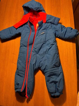 Wedze (Decathlon) Ski Suit / worn one season