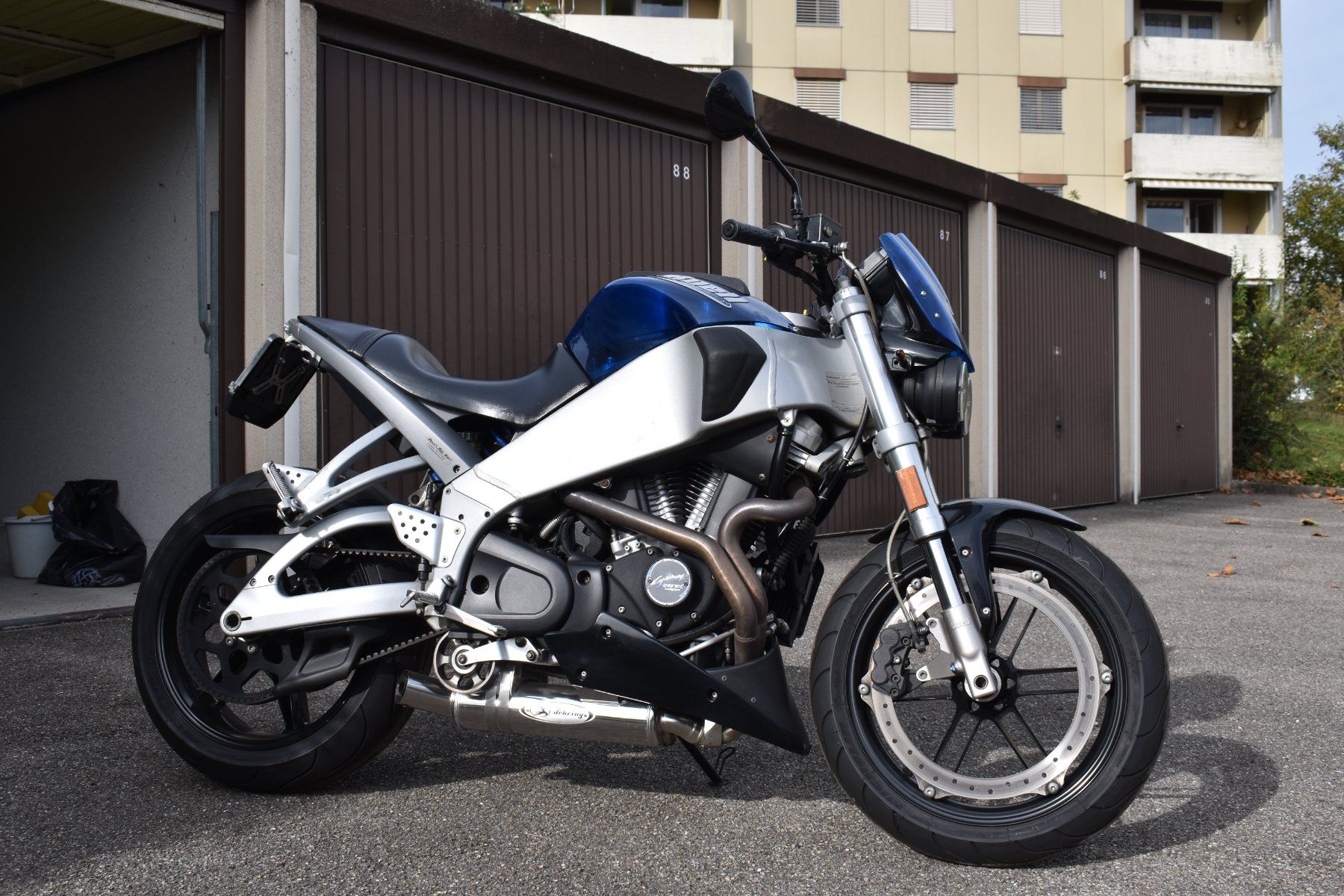 Strada: Buell Lightning City XB 9 – Usato da Neuhausen venduto da i_b_hz6l