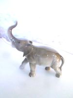 Porzellanelefant