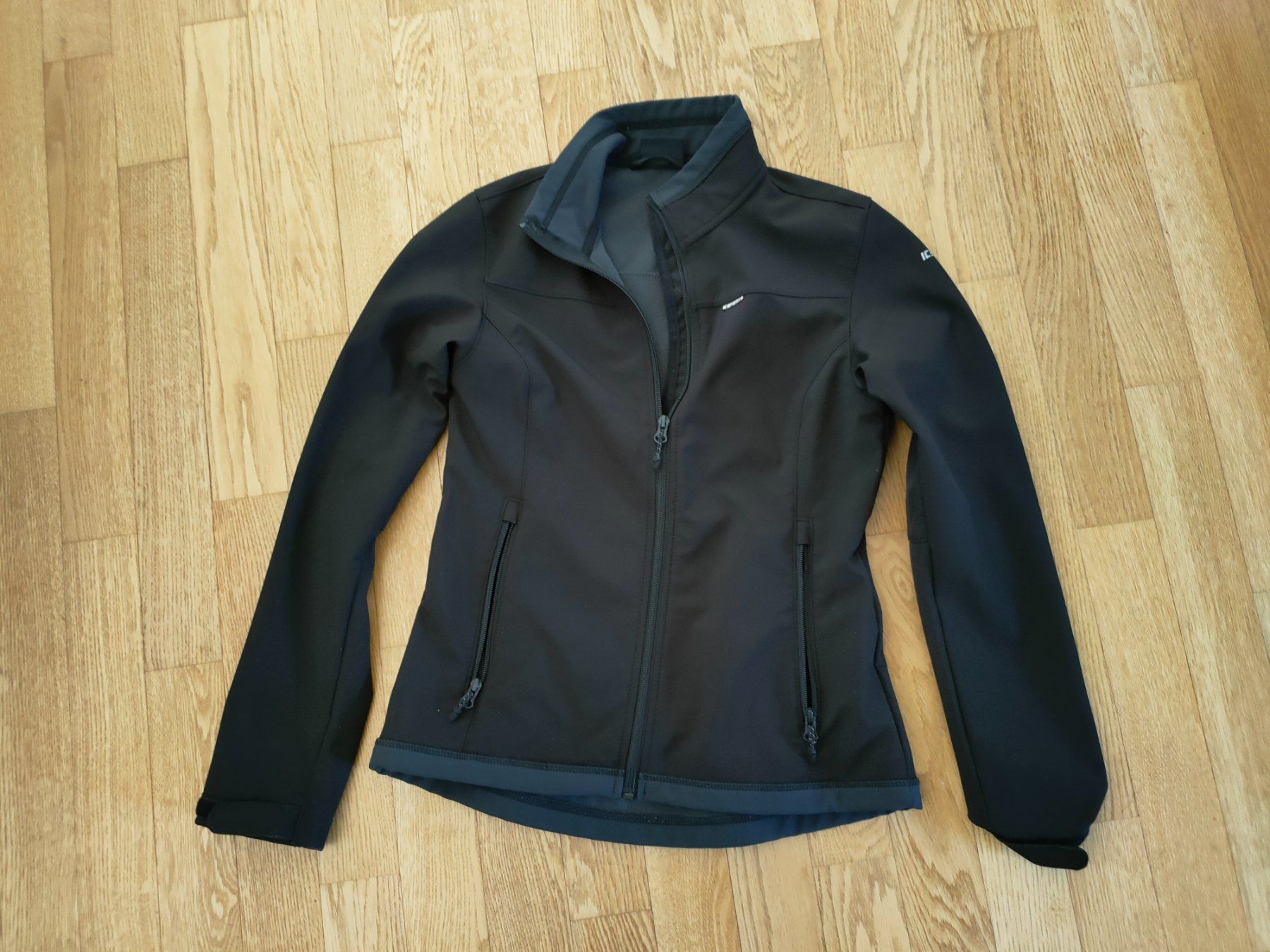 Icepeak Giacche: Icepeak Softshell Jacke, Gr. 34 – Usato da Bottighofen venduto da Cotolejo