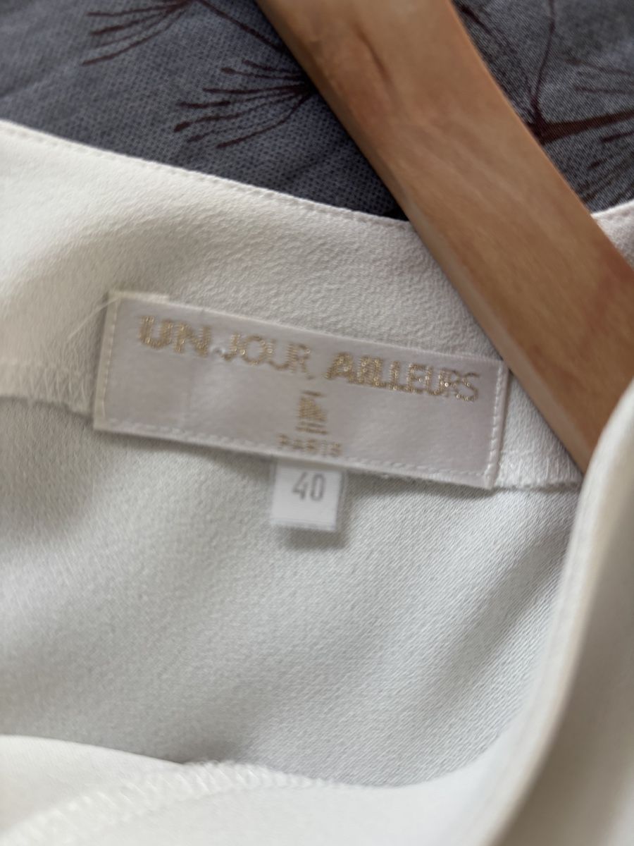 Blusen: UNJOUR AILLEURS White Blouse, Size 38, Spring – Gebraucht aus Wollerau von Dolder23 1