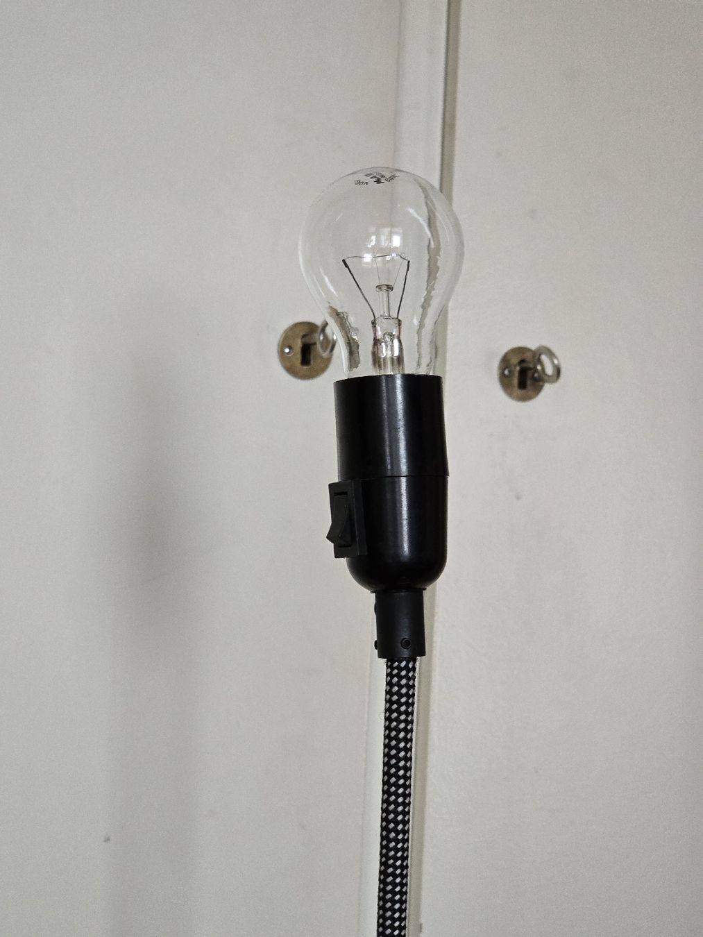 Lampade: Cord Lamp np.399 – Usato da Biel/Bienne venduto da alexriveros2 2