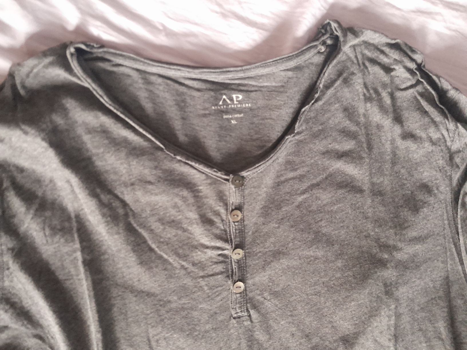 T-Shirts: Henley gris chiné taille L – Gebraucht aus Genève von ang_fd8z