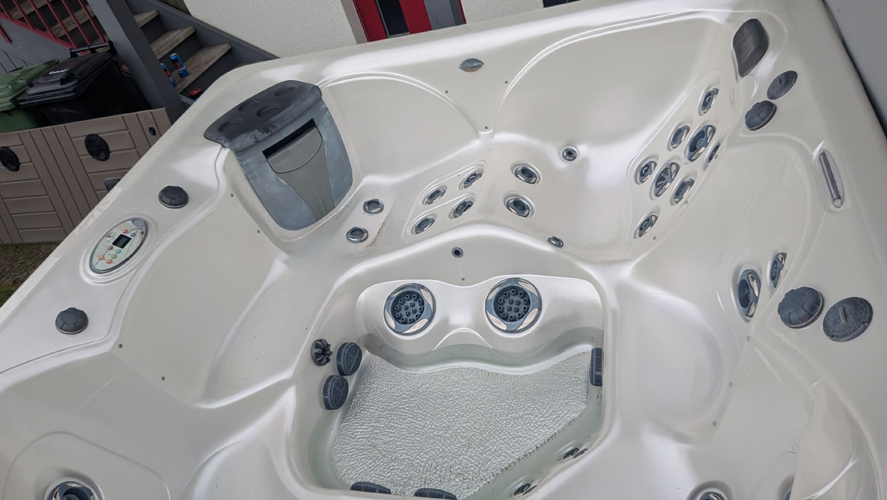Whirlpool: Whirlpool Master Spas Twilight Series mit Abdeckung – Difettoso da Uster venduto da mic_7nmv 1