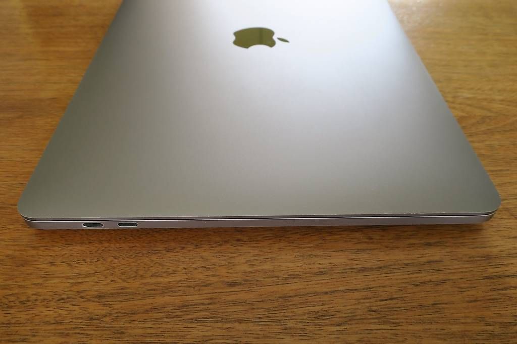 Apple Notebook: MacBook Pro Touch Bar 2020 13.3 Zoll – Usato da Oftringen venduto da Lakeland55 3