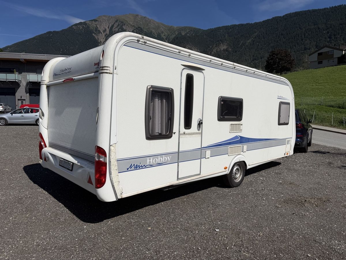 Hobby Camping Fahrzeuge: Hobby Excellent 560 Kmfe Wohnwagen – Gebraucht aus Ried-Brig von inf_k7jw