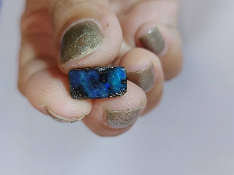 Pietre preziose: Australischer Boulder Opal 4.80Cts. – Usato da Bern venduto da Grindelwaldaus 1