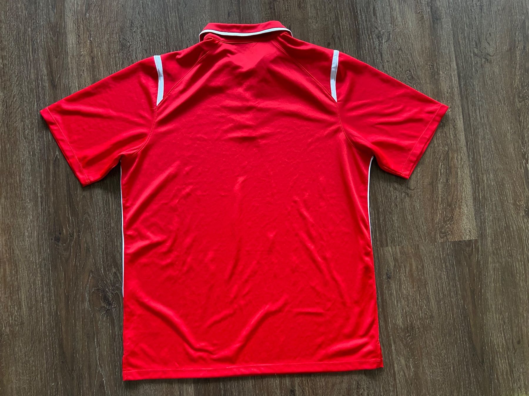 Nike Polos: Dänemark Eishockey Polo Gr. L – D'occasion à Muttenz par bargain_hunter 3