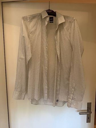 Strellson Hemd Grösse 38/15 Slim-Fit weiss gestreift