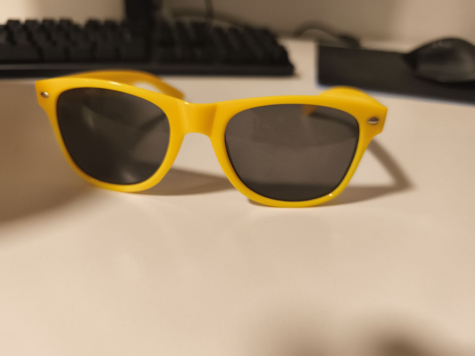 Lunettes & Verres: Lachgummi Sonnenbrille – D'occasion à Bern par ste_j79r