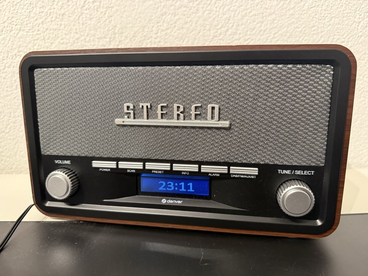 Radios: Radio Denver – Neu (gemäss Beschreibung) aus Bolligen von Fabio44