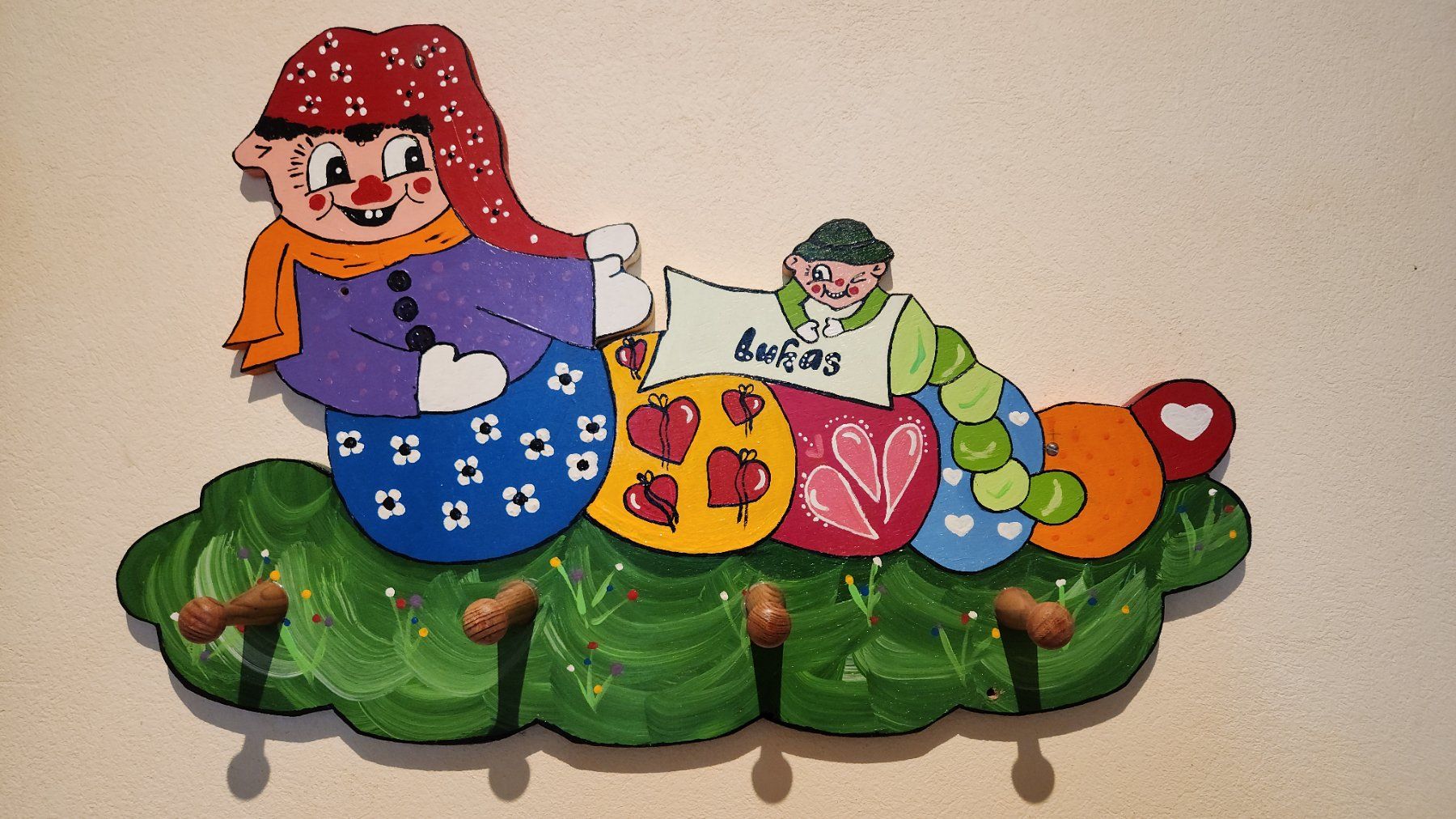 Guardaroba: Handbemalte Kindergarderobe "Lukas" - 4 Haken – Usato da Frasnacht venduto da readygo
