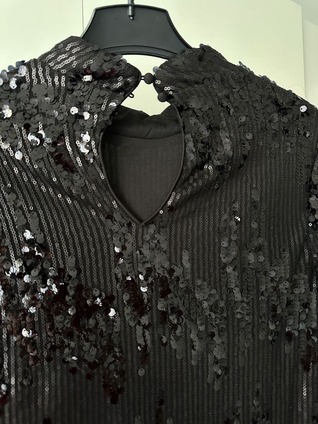 Vila Camicette: Bluse mit Pailetten | Gr. XS | Vila | schwarz – Nuovo (secondo la descrizione) da Spreitenbach venduto da Sujrkwxl 1