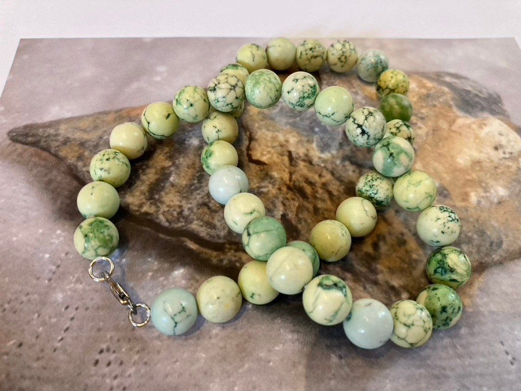 Catenine: Halskette - Howlith gefärbt – Nuovo (secondo la descrizione) da Biberist venduto da tl-schmuck 2