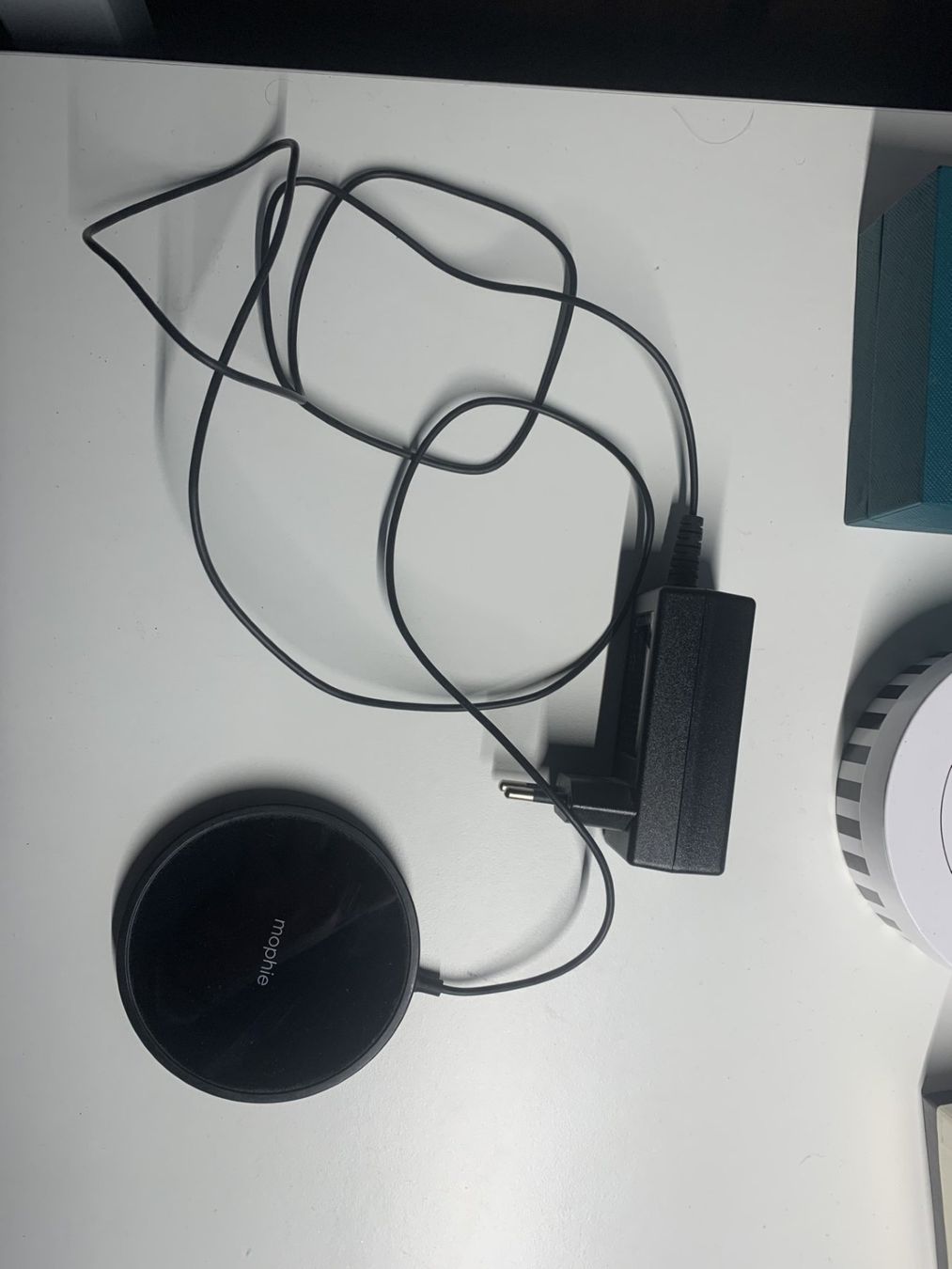 Mophie Caricabatterie: Iphone Ladekabel / Iphone charger – Usato da Zürich venduto da lenchen5