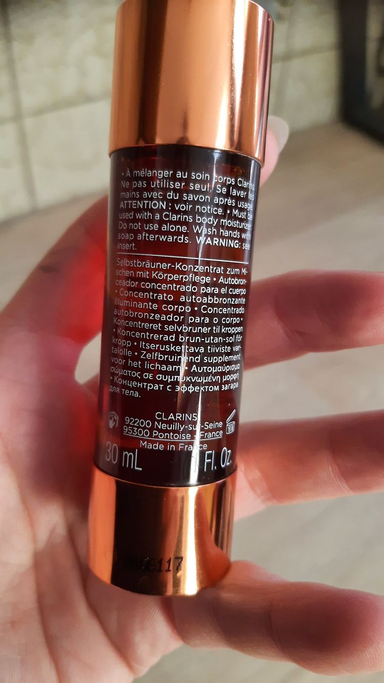 Clarins Creme abbronzanti: Clarins Self Tan Concentrate – Nuovo (secondo la descrizione) da Fribourg venduto da metalhands 2