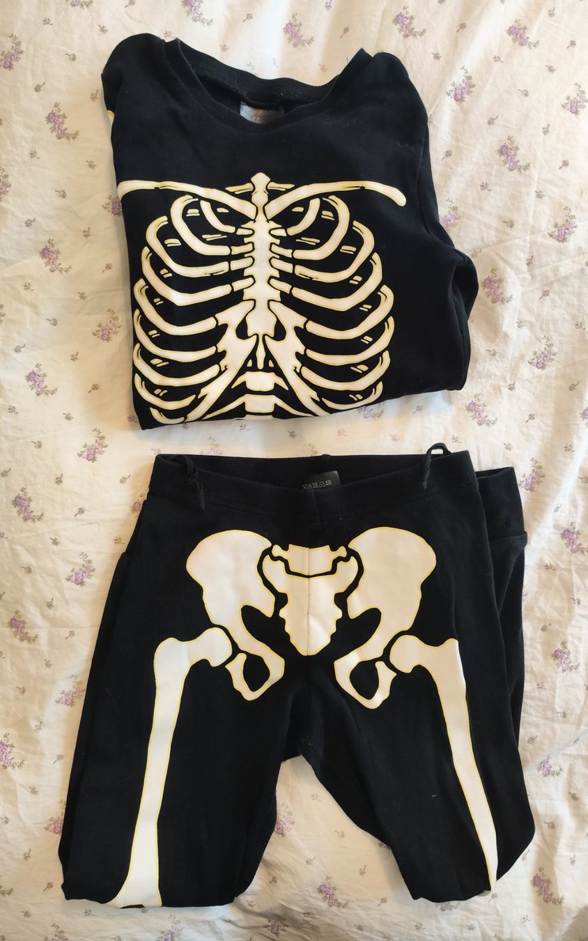 H&M Pigiama & Simili: Pyjama gr. 122/128 – Usato da Reinach BL venduto da chilller92 2