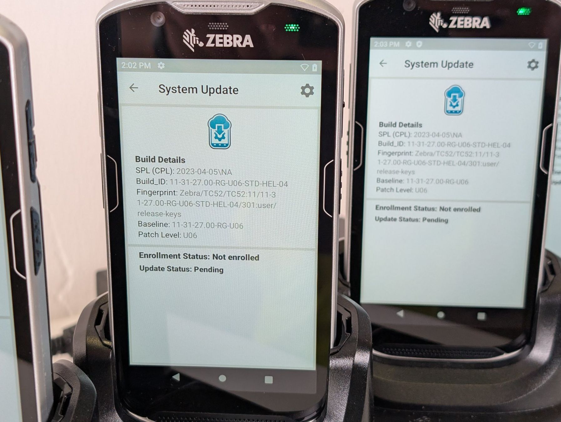 Portables: Zebra TC52 (TC520K) Set Android 11 mit Ladestation – D'occasion à Winterthur par Hint17 5