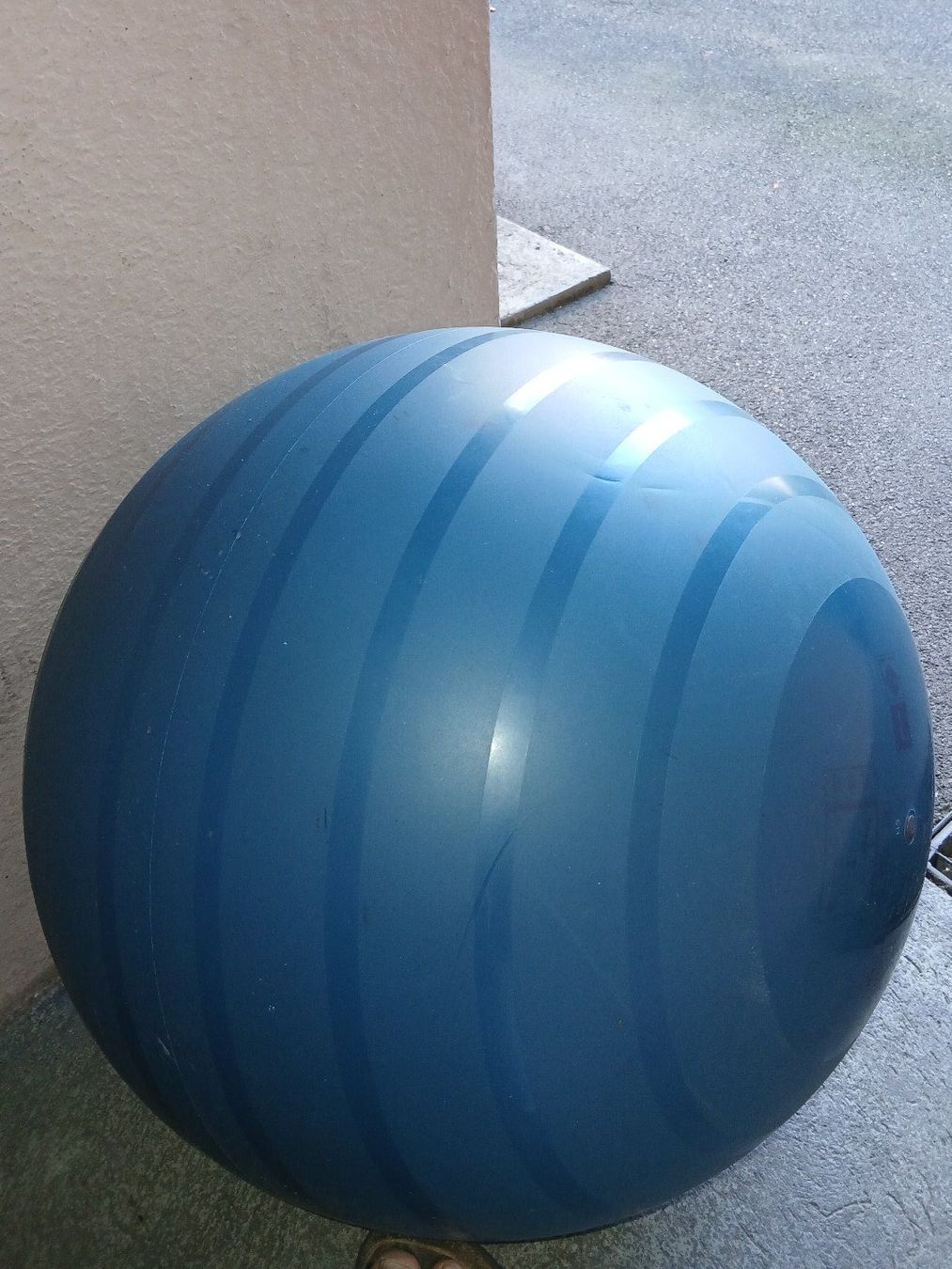 Decathlon Palloni: NYAMBA gr2 gymnasticball 65cm – Usato da Pfäffikon SZ venduto da Marcus_Aurilius