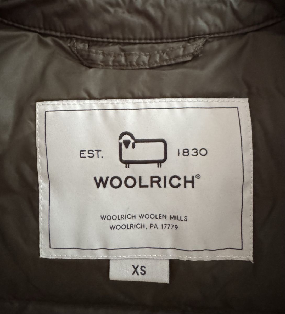 Woolrich Vestes: Leichte Daunenjacke Woolrich XS – D'occasion à Spiegel b. Bern par Desisk44 2