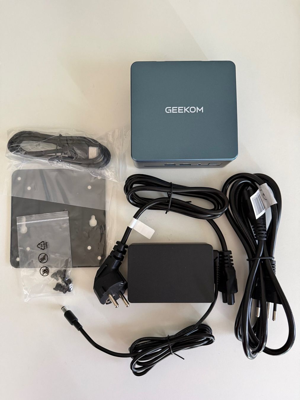 PCs: Mini PC Geekom Mini IT13 – Gebraucht aus Epalinges von Lily2006 9