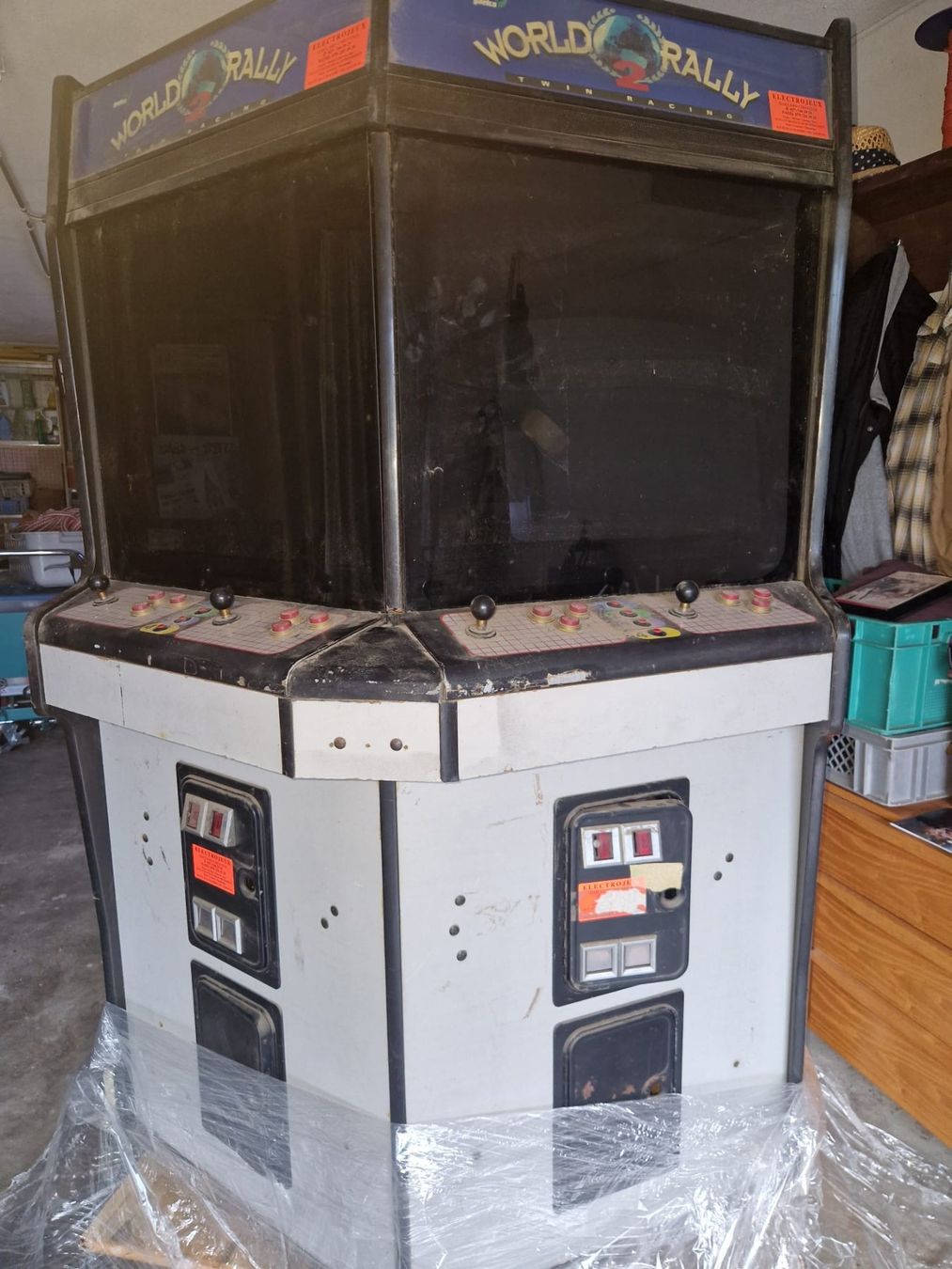 Nintendo Konsolen: An absolutely rare Nintendo VS. System arcade cabinet – Gebraucht aus leytron von willowlepetit