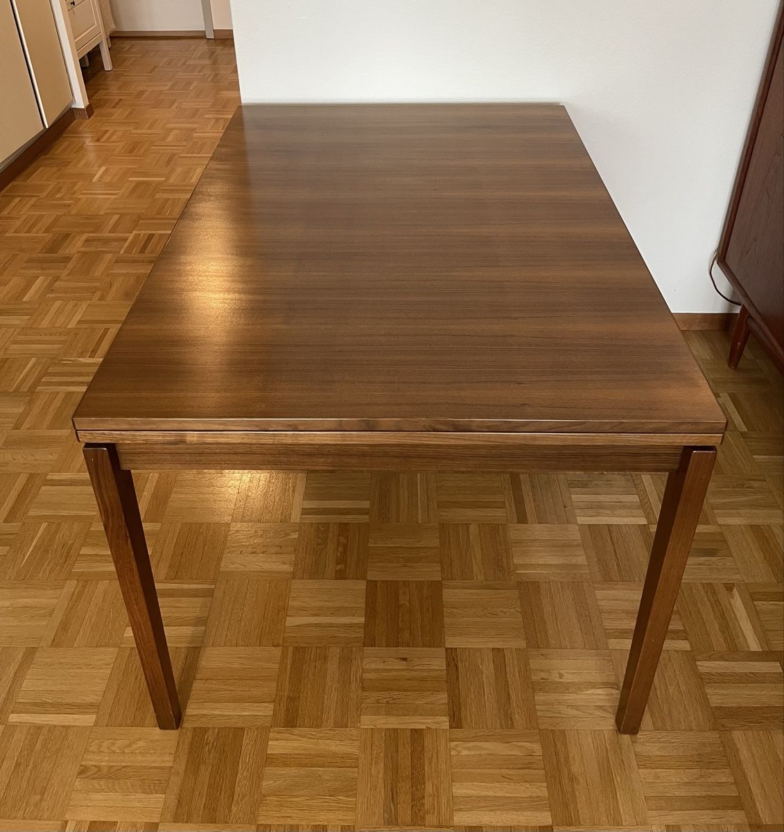 Tavoli: Midcentury Esstisch aus Holz – Usato da Nidau venduto da her_8jrt 1