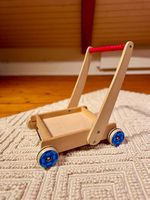 Lauflernwagen aus Holz