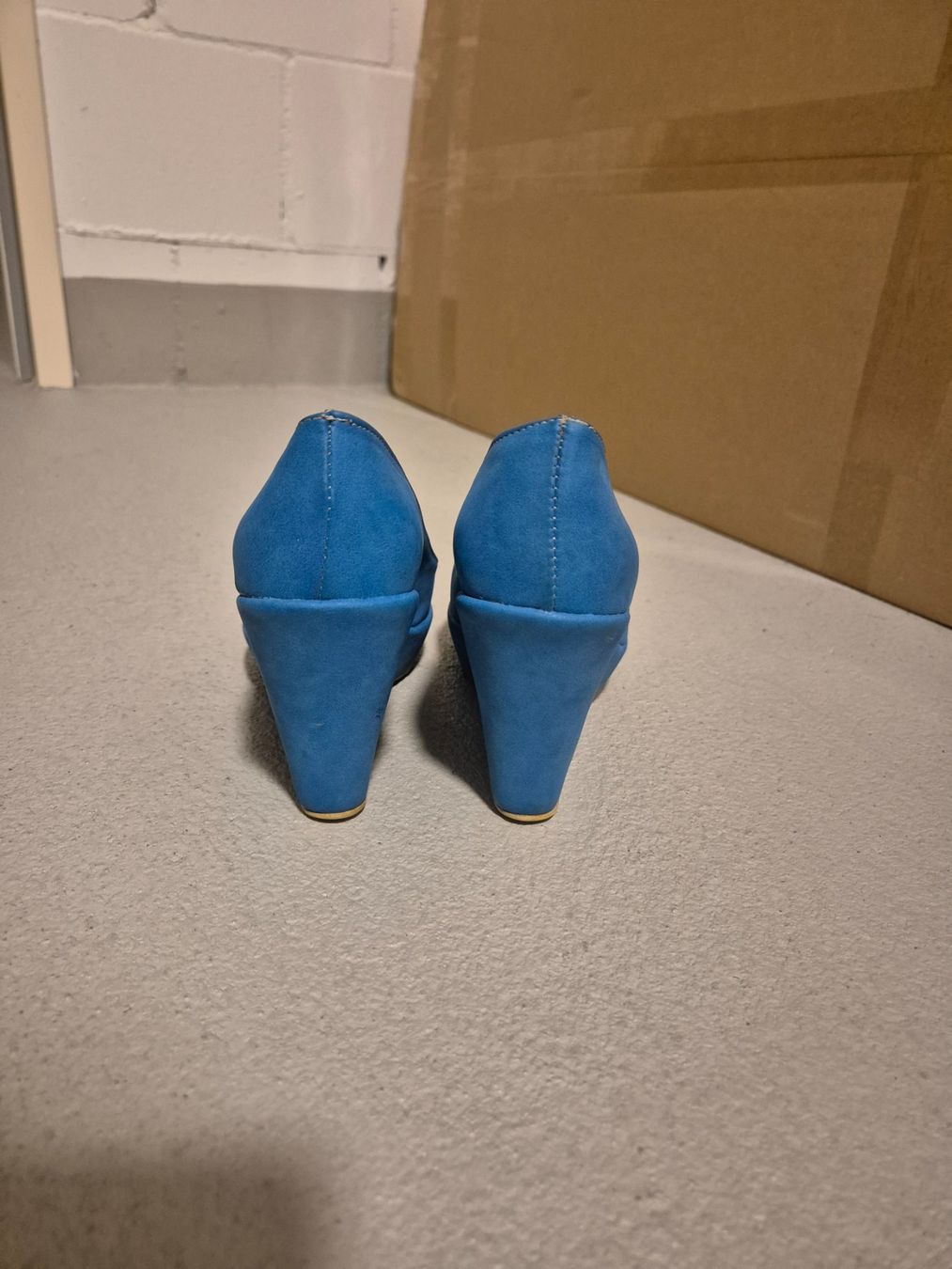 Scarpe da donna: Schicke, blaue Keilpumps - Gr. 37 – Usato da Wohlen AG venduto da dim_rg9y 3