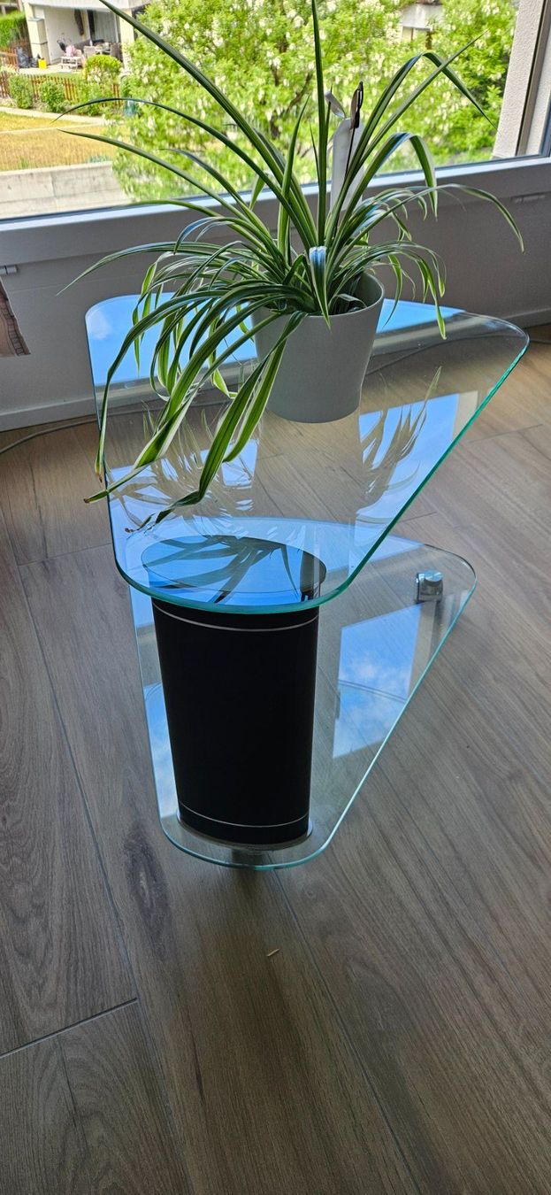 Stressless Tavoli: Stressless Beistelltisch Glas – Usato da Buchrain venduto da Sylv1 1