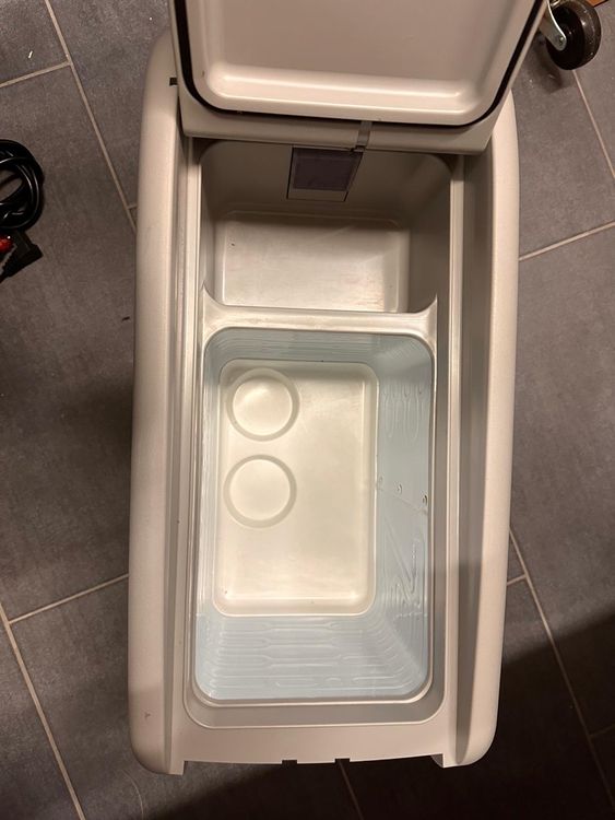 Kühlschrank: Camping Kühlschrank Dometic CF16 CoolFreeze, 12V/24V/230V – Gebraucht aus Paspels von filipolipi 3