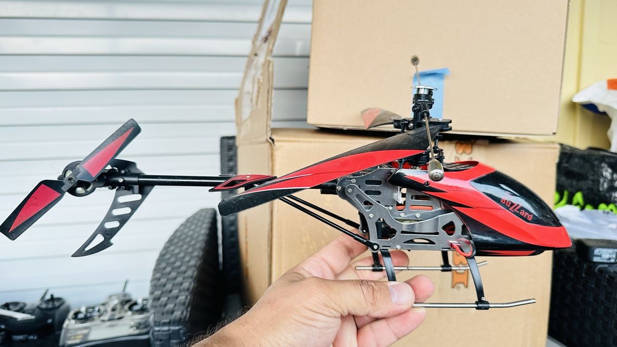 Modellismo RC: RC Helikopter und Fernsteuerung Bundle gebraucht – Usato da Nebikon venduto da sal_pvk8 1
