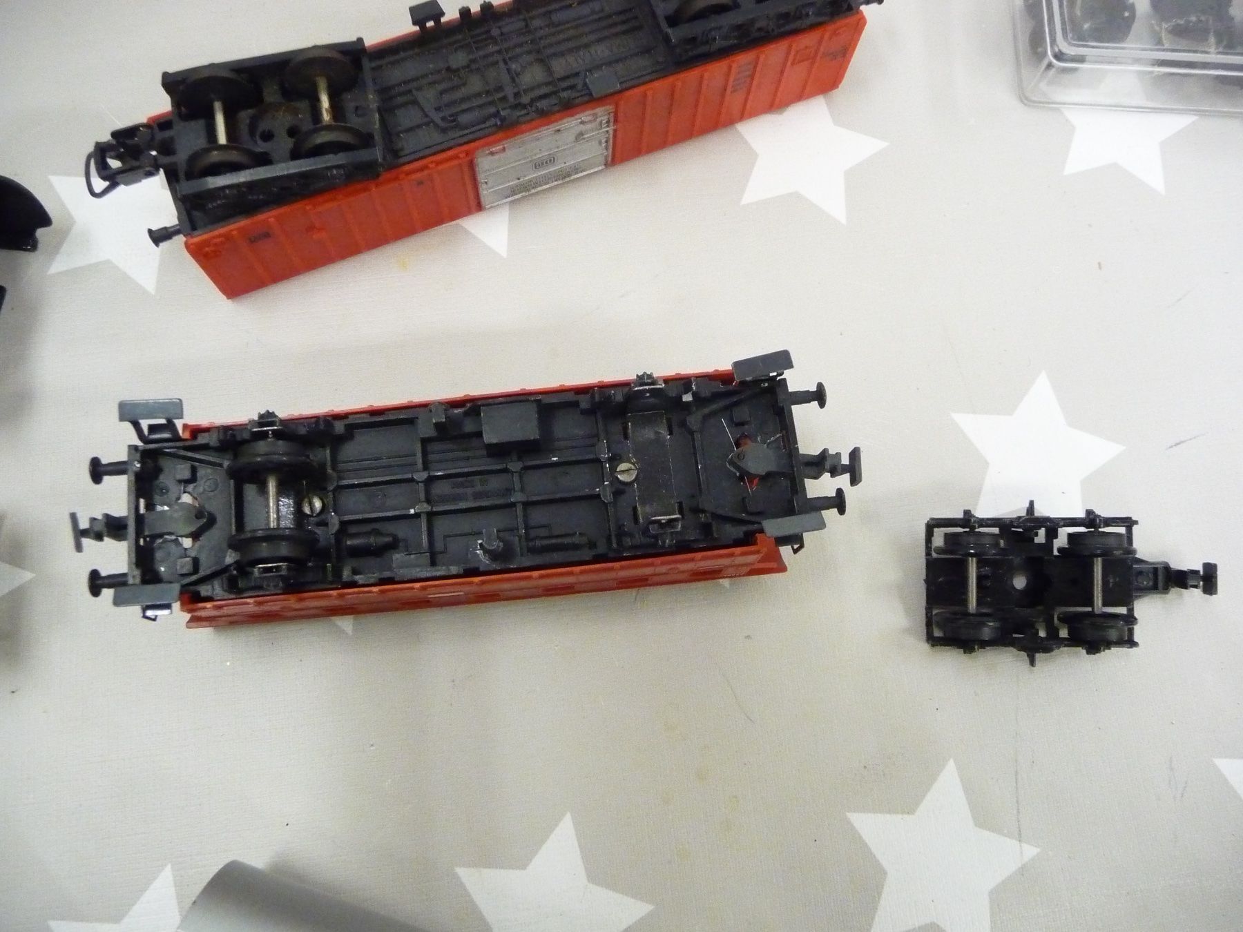 Modellini di ferrovie: Eisenbahnwagon Wagon DEFEKT – Difettoso da Rafz venduto da Powacaddy 7