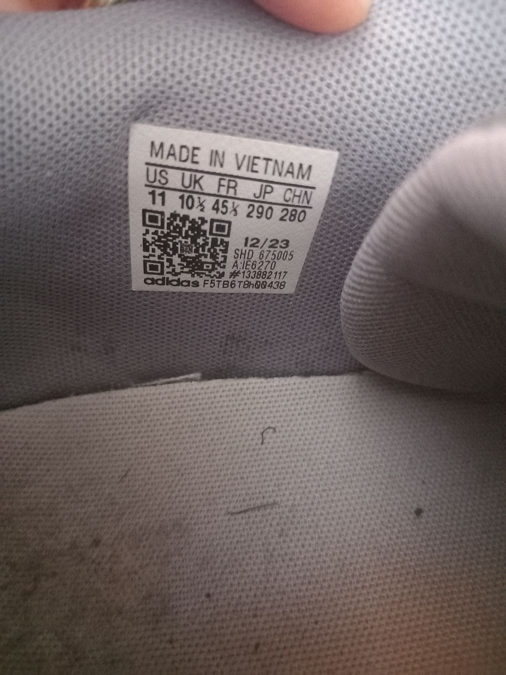 Adidas Scarpe da uomo: Adidas Turnschuhe Grösse 45 1/3 – Usato da Villarepos venduto da pmdjm 1