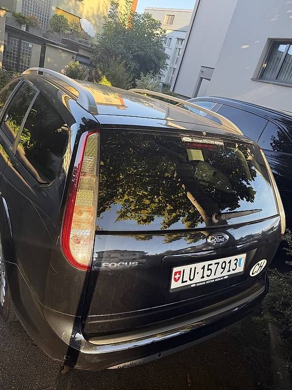 Automobili: Ford Focus 2.0i – Usato da Kriens venduto da Palsher 2