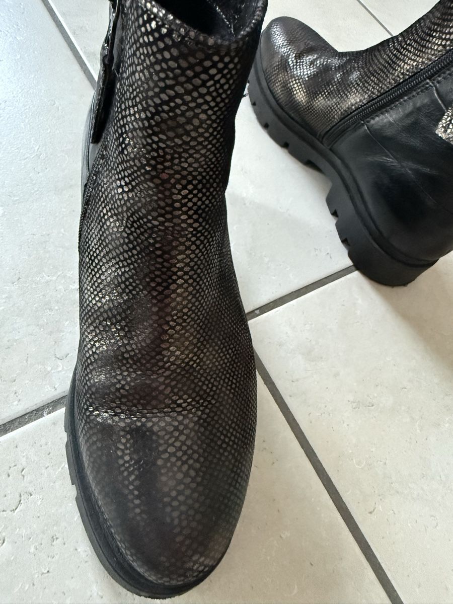 Scarpe da donna: Lederstiefelette Gr. 38 Mjus braun/gold – Usato da Greifensee venduto da Tschappala 7