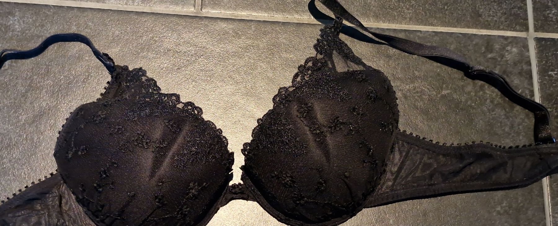 Passionata Altra biancheria intima: Passionata BH Schwarz Spitze Gr. 80B Push-up Dessous – Usato da Bottmingen venduto da mbrunetti1