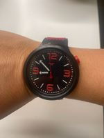 Swatch Armbanduhr schwarz rot