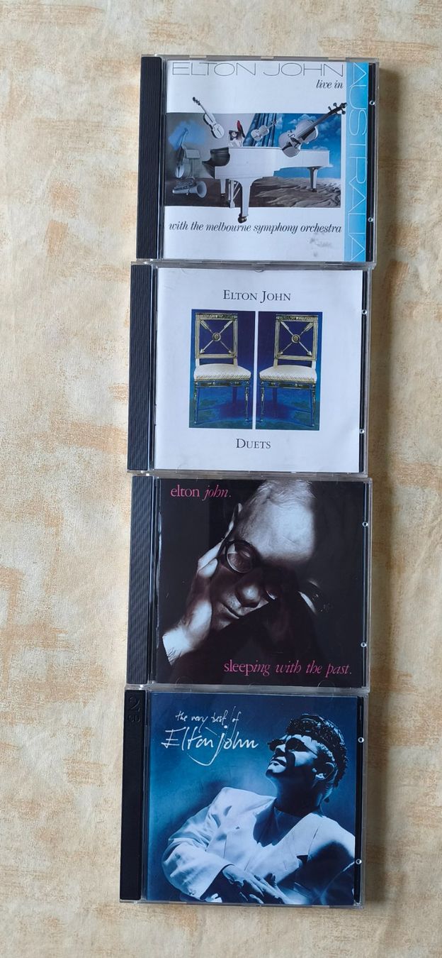 CDs: Elton John 3einfache 1Doppel CD – Gebraucht aus Allschwil von momo4444