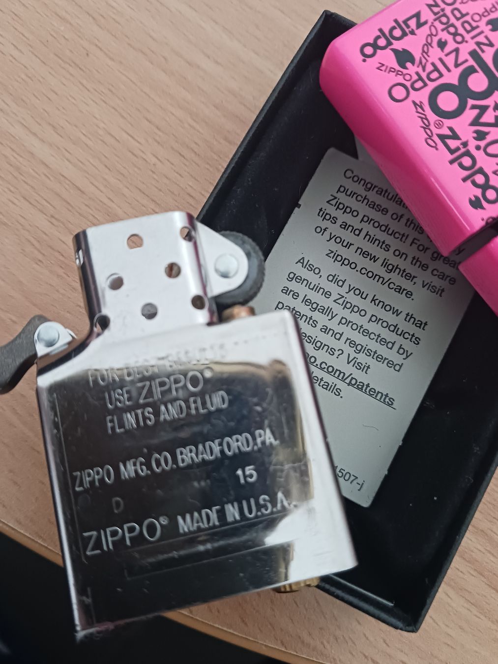 Zippo Feuerzeuge: Zippo 2015 – Neu und originalverpackt aus Sion von aym_g5t9 3