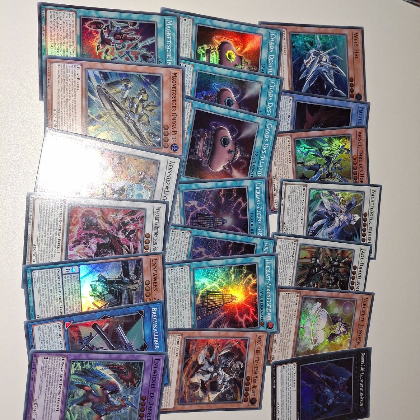 Yugioh Carte collezionabili: yugioh 20 super rare  – Nuovo (secondo la descrizione) da Escholzmatt venduto da roy_gvc8